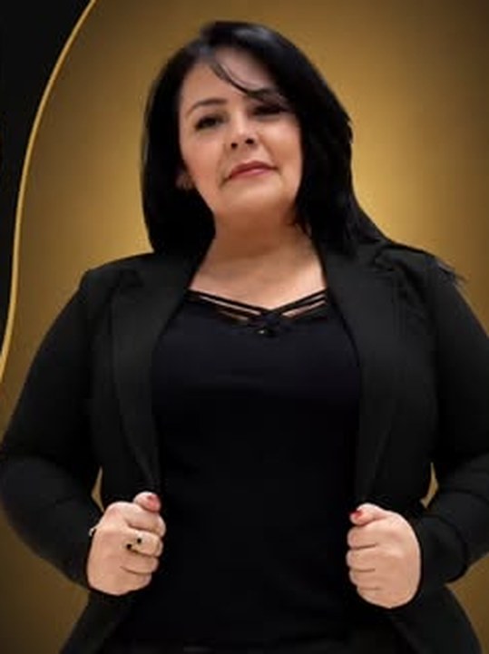 Abg. Rosa Carolina Flores
